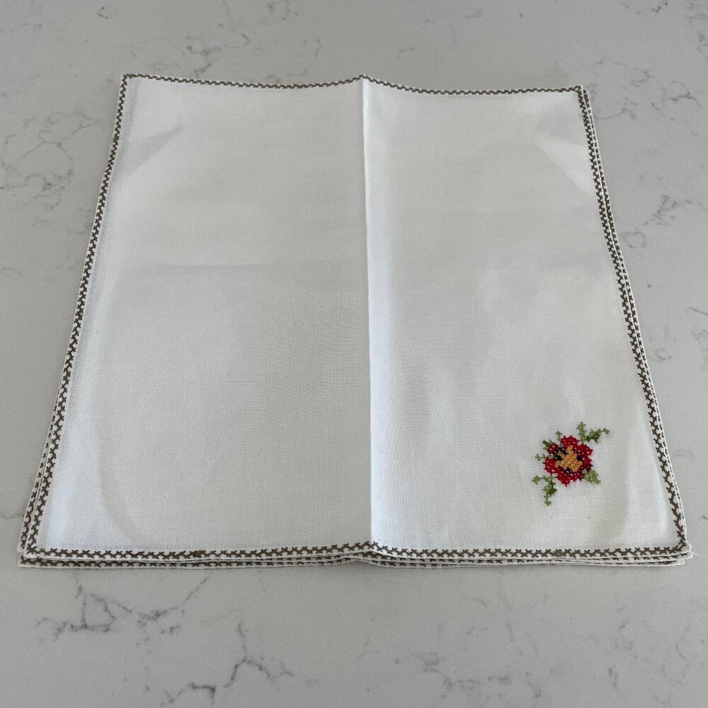 Hand Crafted Set of Six 10" Napkins Cross Stitch Floral Print Cream Green Sz OS
